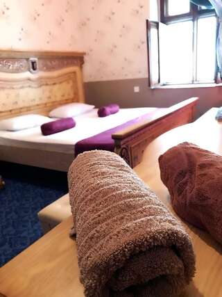 Хостелы Travellers Hostel Baku Баку Двухместный номер с 1 кроватью-2